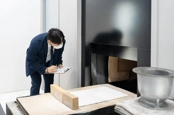 합법 허가를 받은 동물 장례 업체 허가증 확인