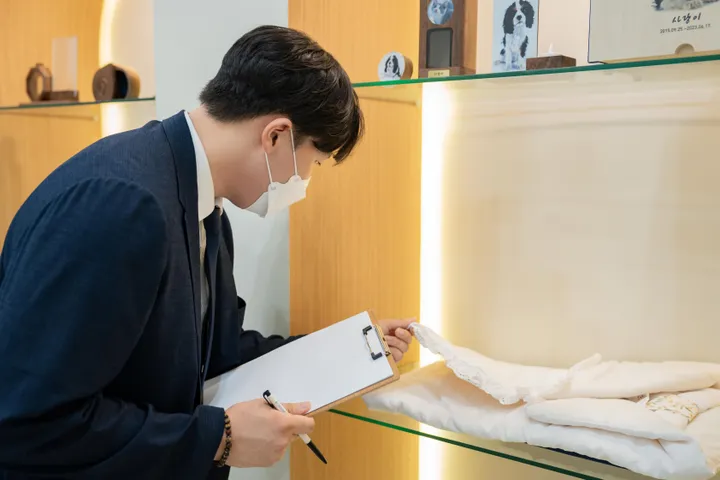 노묘 죽기 전 보호자 지원 이미지